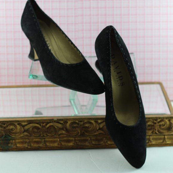 Davids Black Suede Pumps - Picture 5 of 16